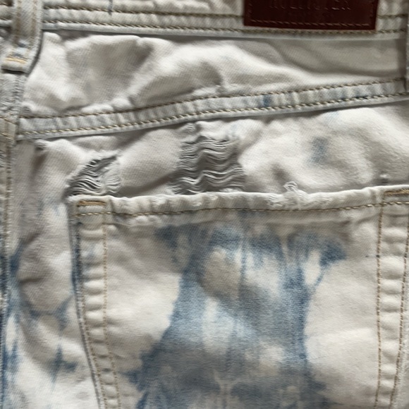 Hollister Jean Shorts - Picture 6 of 12